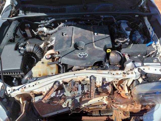 2019 TOYOTA HILUX CD 