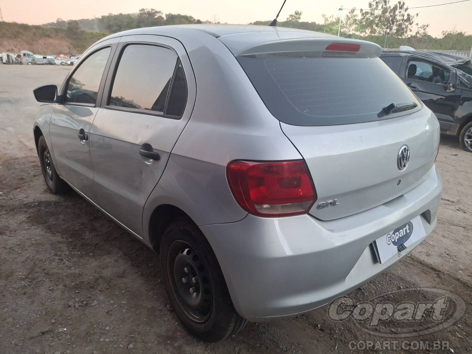 Foto 3: 2015 VOLKSWAGEN GOL