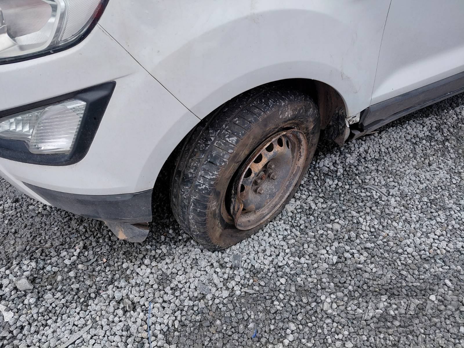 Foto 12 de 15: 2020 FORD ECOSPORT
