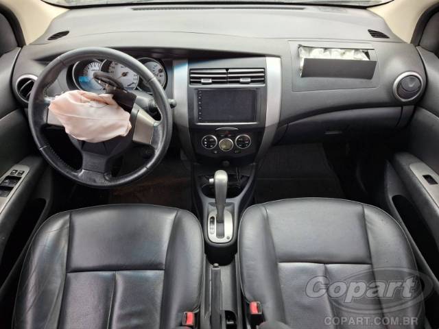 2013 NISSAN LIVINA 