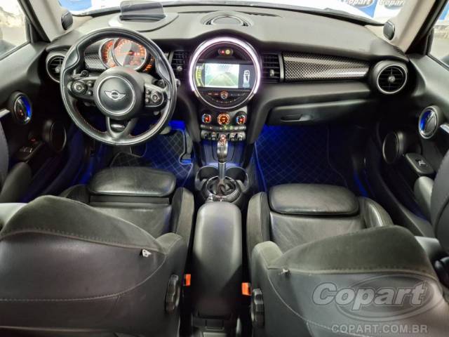 2016 MINI COOPER 
