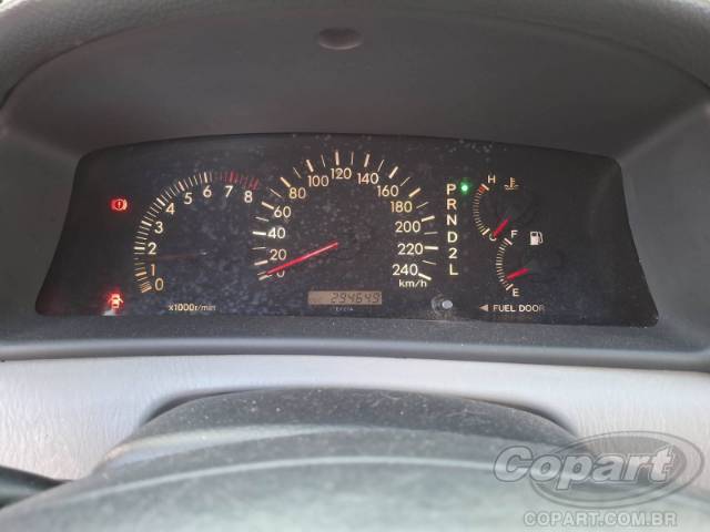 2003 TOYOTA COROLLA 