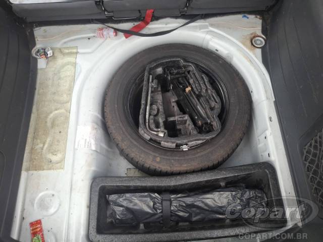 2013 VOLKSWAGEN SPACEFOX 