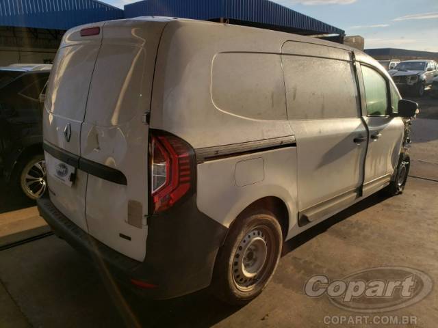 2025 RENAULT KANGOO 