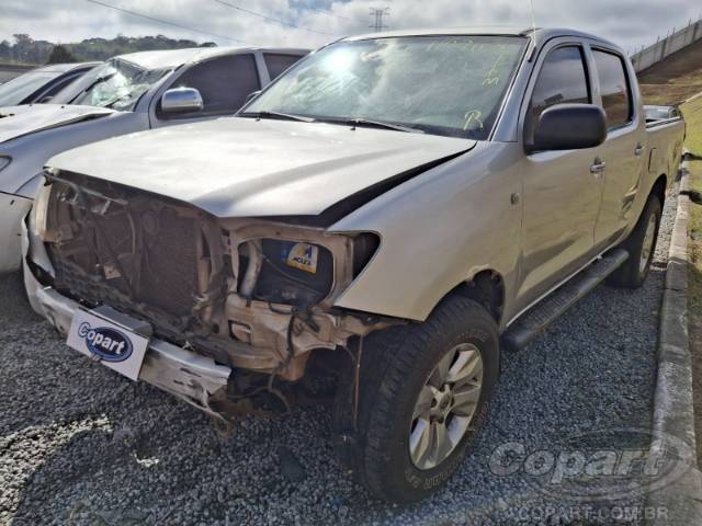 2010 TOYOTA HILUX CD 