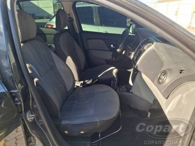 2015 RENAULT LOGAN 