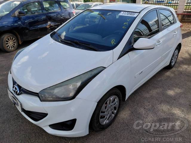 2015 HYUNDAI HB20 