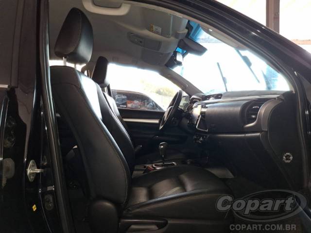 2021 TOYOTA HILUX CD 