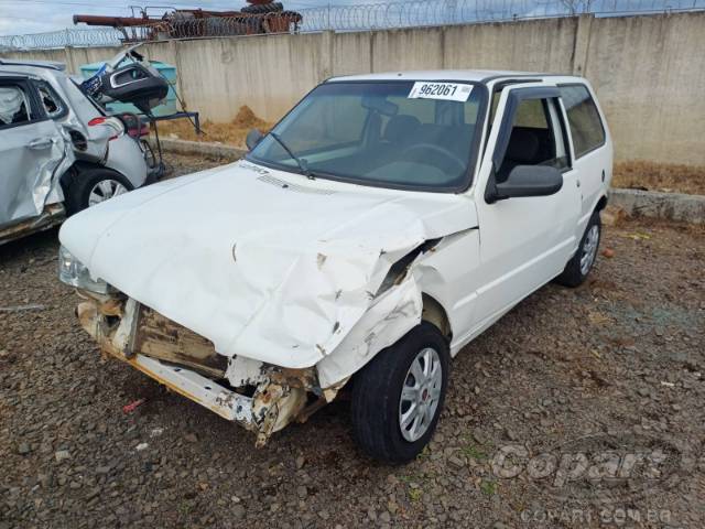 2013 FIAT UNO 