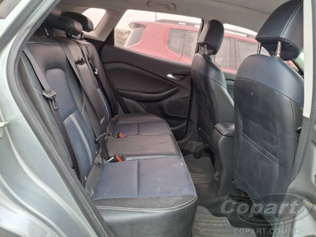 2025 CHEVROLET TRACKER 