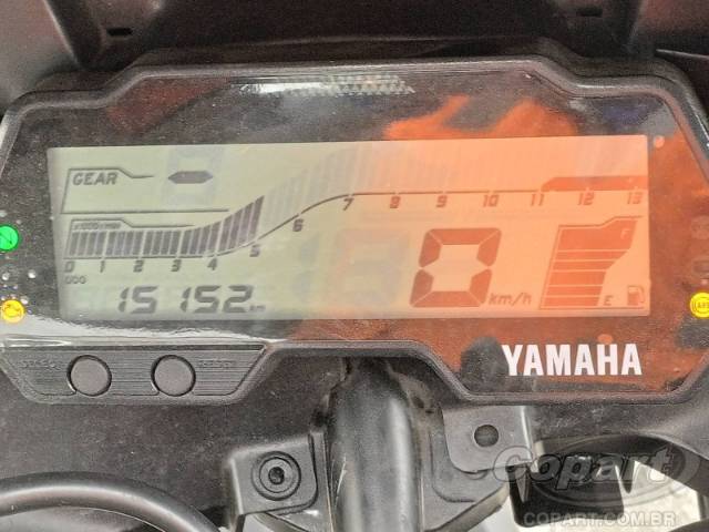 2025 YAMAHA YZF R15 