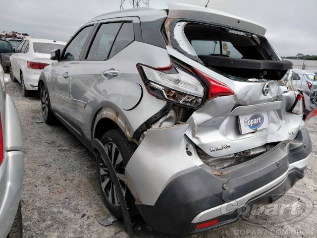 2019 NISSAN KICKS 