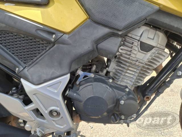 2023 HONDA CB 300F 
