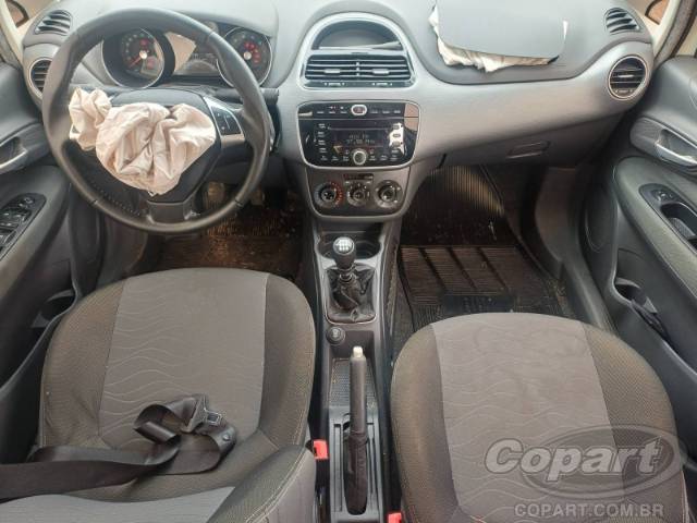 2016 FIAT PUNTO 