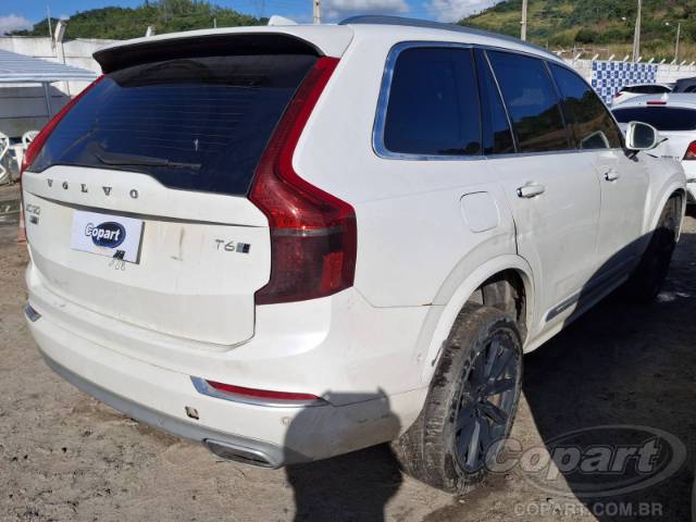 2016 VOLVO XC90 