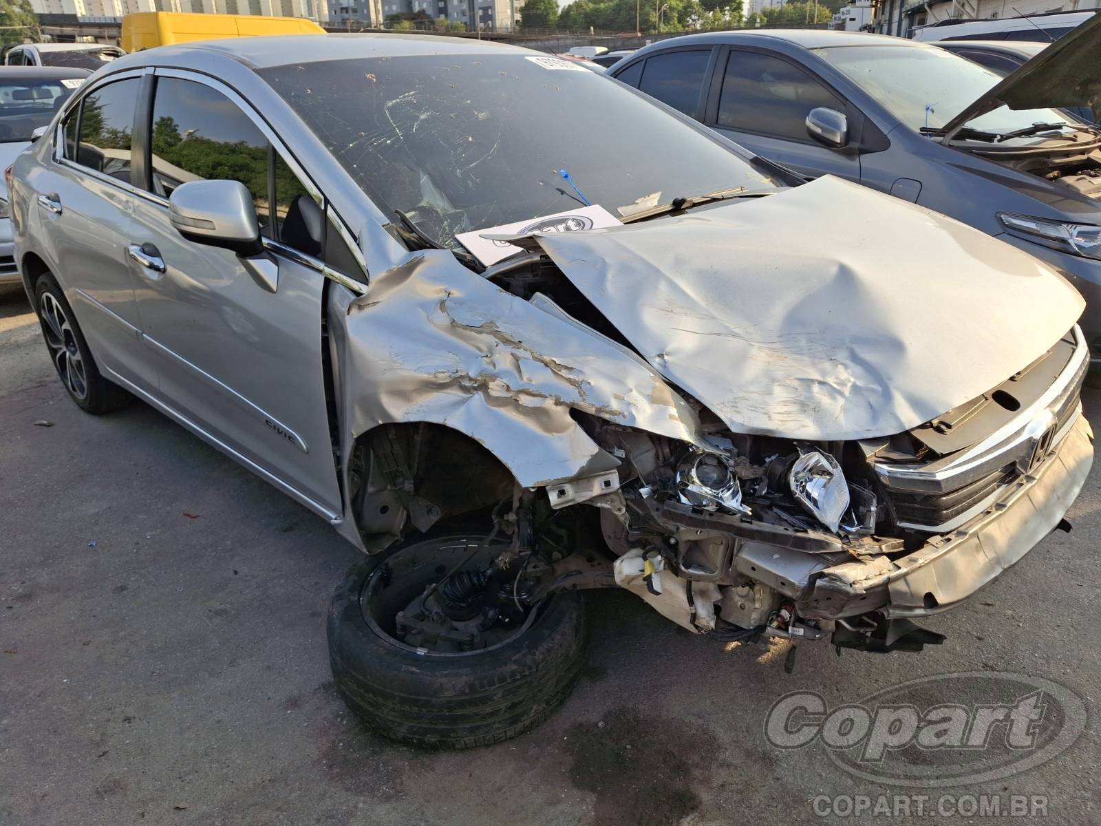 Honda Civic LXR 2.0 16V i-VTEC 2014 Médio Dano Frontal