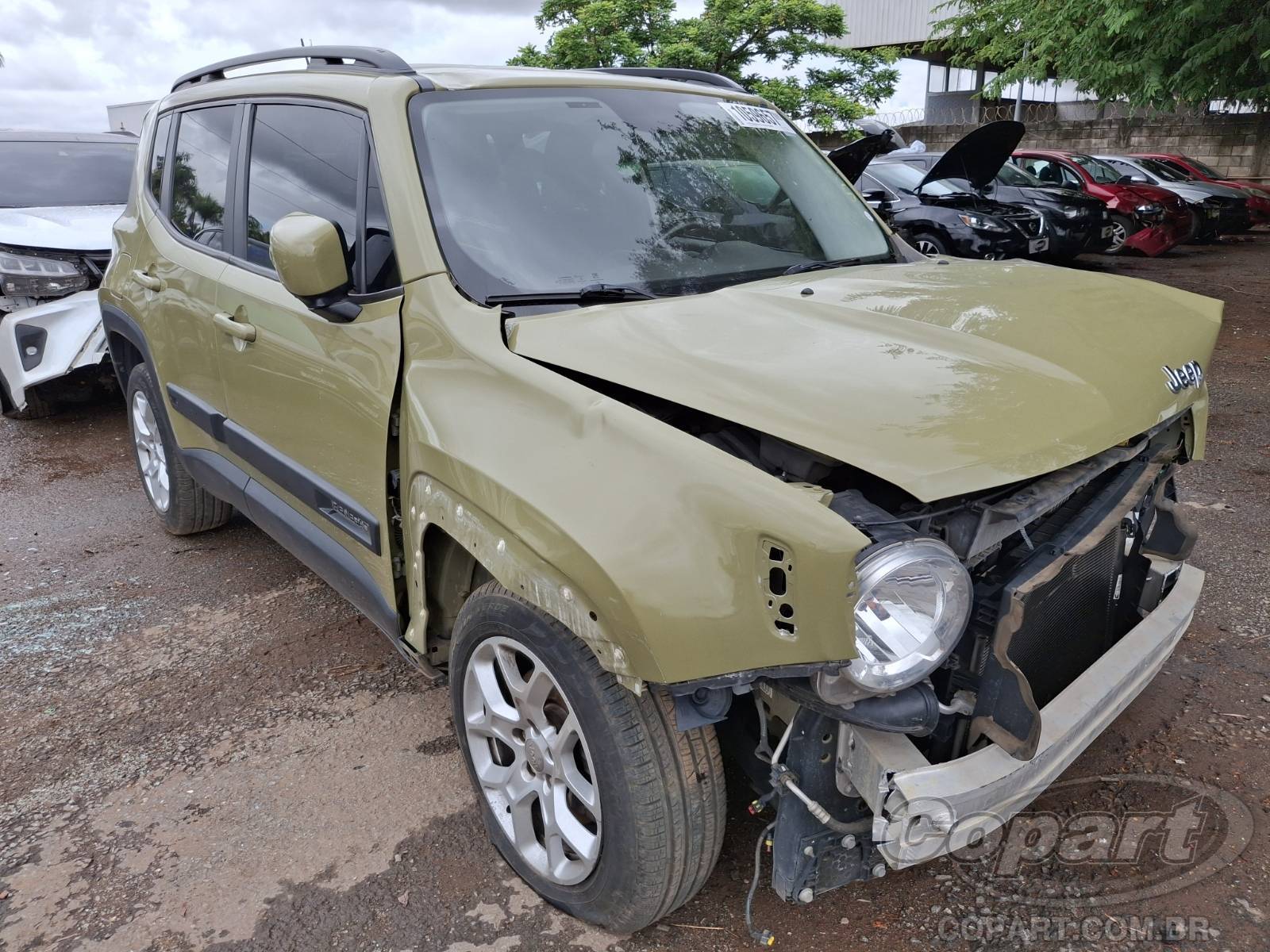 Veículo Fiat Renegade JEEP RENEGADE LONGITUDE 1.8 16V E.TORQ 2016 2016 em leilão