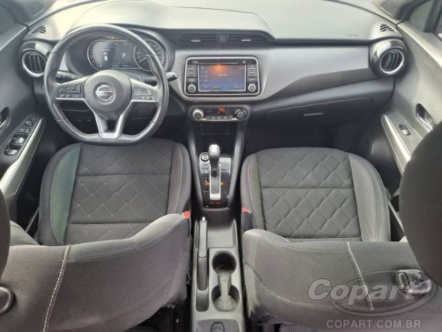2017 NISSAN KICKS 