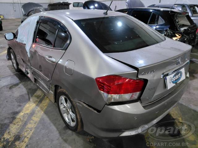 2011 HONDA CITY 