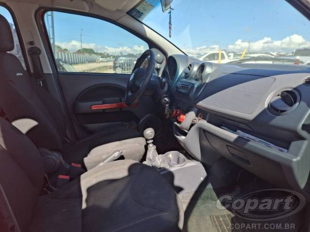 2013 FIAT UNO 