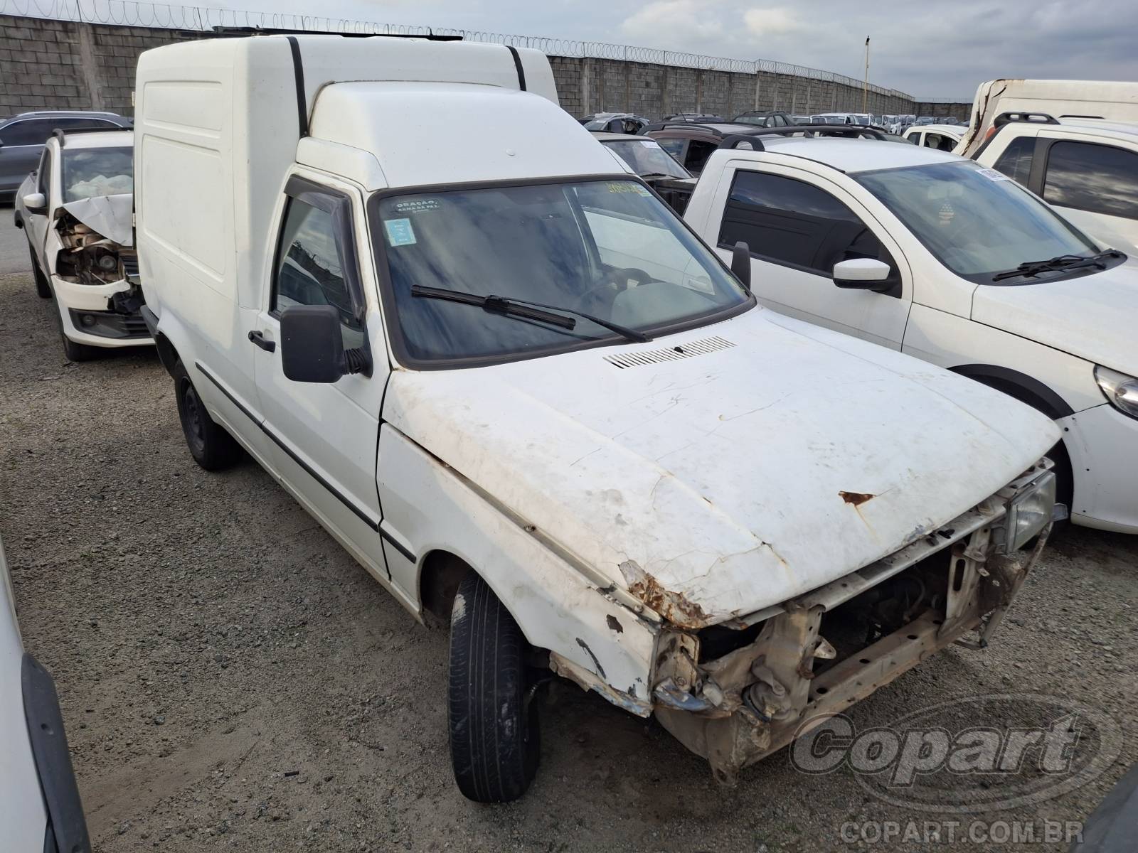 Veículo Fiat Fiorino Fiat Fiorino Furgao 1.5 2000 2000 em leilão