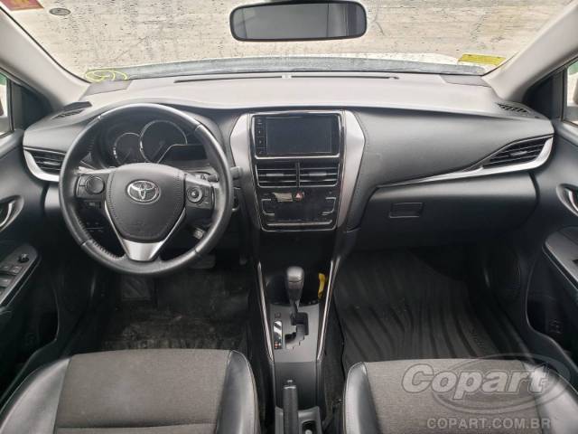 2024 TOYOTA YARIS SEDA 