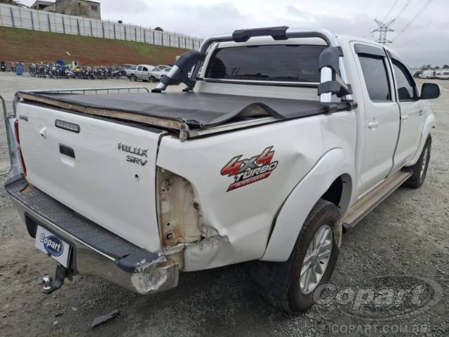 2014 TOYOTA HILUX CD 