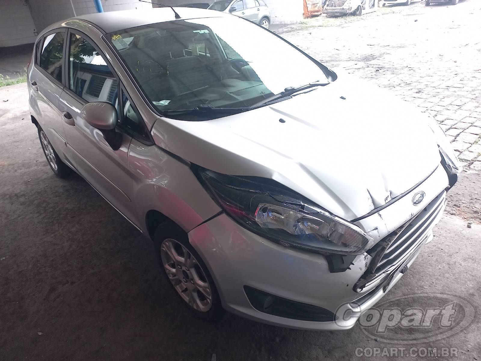 Ford Fiesta SEL PowerShift 1.6 16V Sigma 2017 Pequena Monta