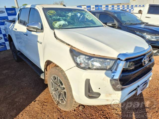 2022 TOYOTA HILUX CD 