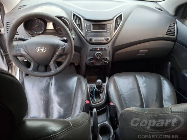 2016 HYUNDAI HB20S 
