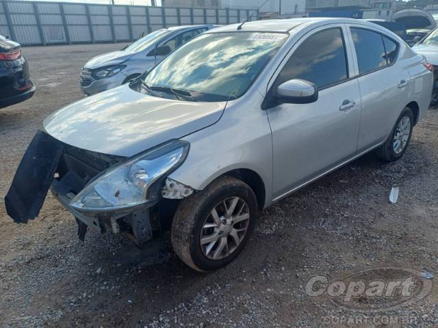 2018 NISSAN VERSA 
