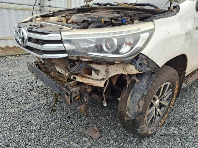 2016 TOYOTA HILUX CD 