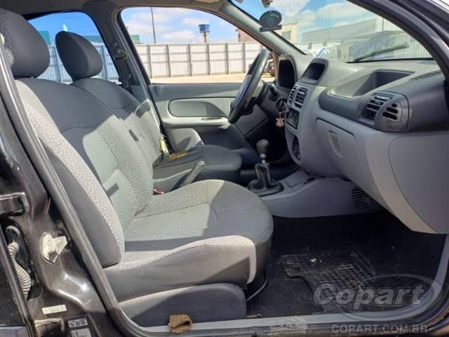 2011 RENAULT CLIO 