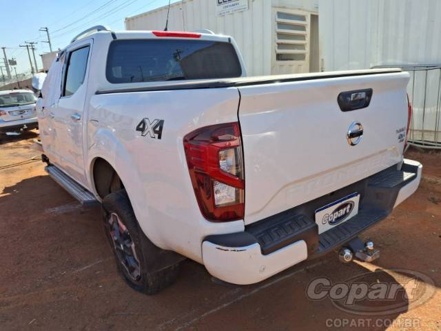 2023 NISSAN FRONTIER CD 