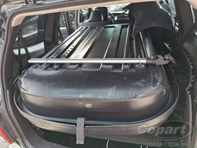 2014 NISSAN GRAND LIVINA 