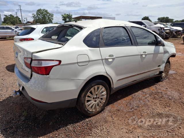 2014 FIAT GRAND SIENA 