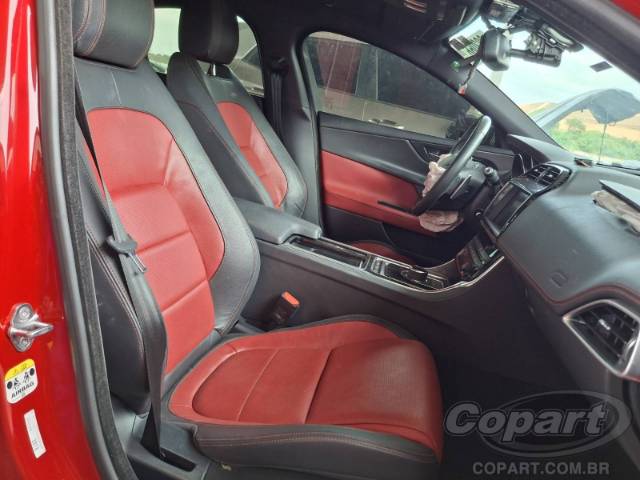 2018 JAGUAR XE 