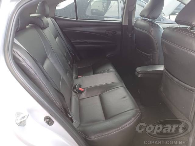 2024 TOYOTA YARIS SEDA 