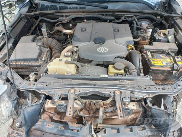 2017 TOYOTA HILUX SW4 