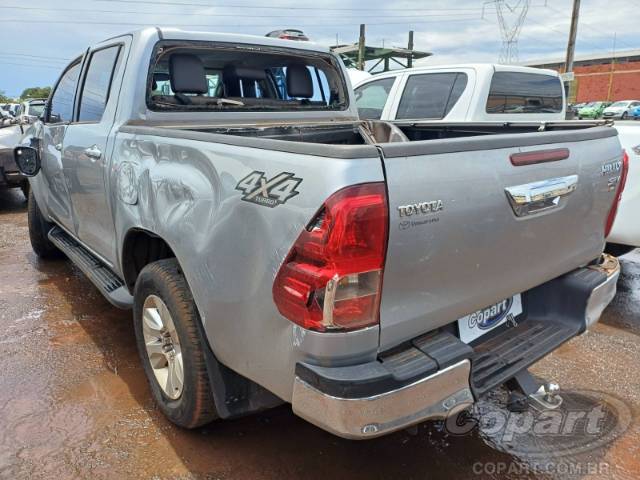 2016 TOYOTA HILUX CD 