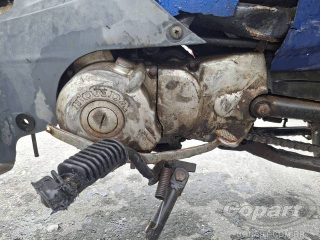 2002 HONDA C 100 