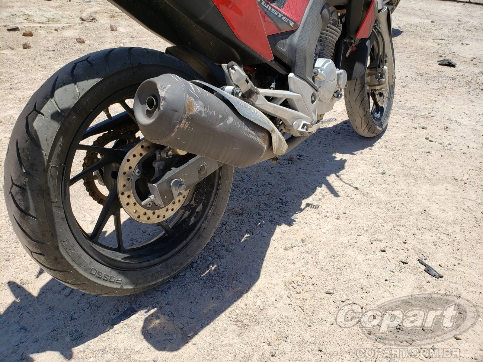 Foto 7 de 10: 2019 HONDA CB 250 F