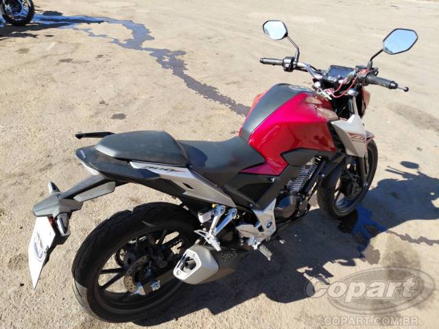 2026 HONDA CB 300F 