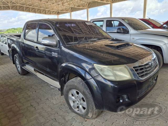 2014 TOYOTA HILUX CD 