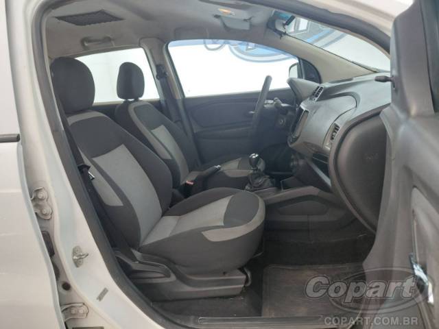 2016 CHEVROLET SPIN 