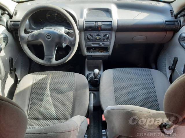 2010 CHEVROLET CLASSIC 