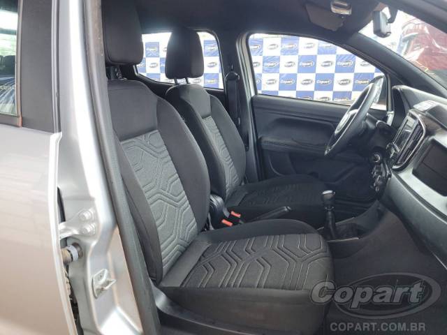 2025 FIAT STRADA CD 