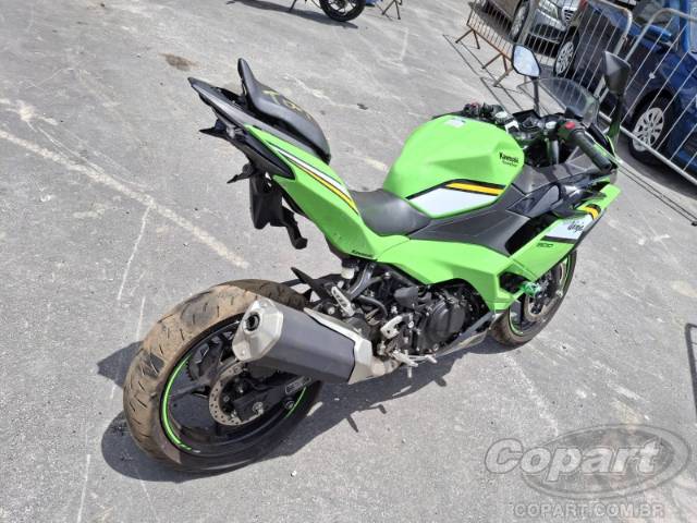2025 KAWASAKI NINJA 500 