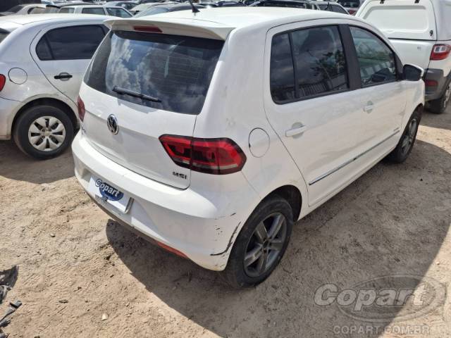 2015 VOLKSWAGEN FOX 