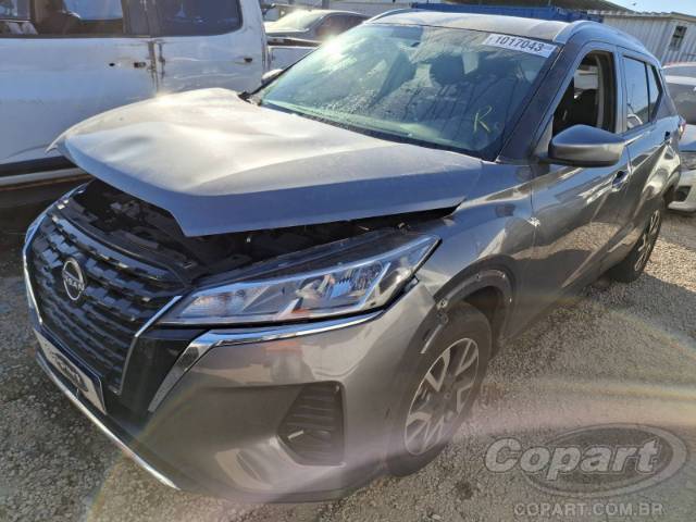 2023 NISSAN KICKS 